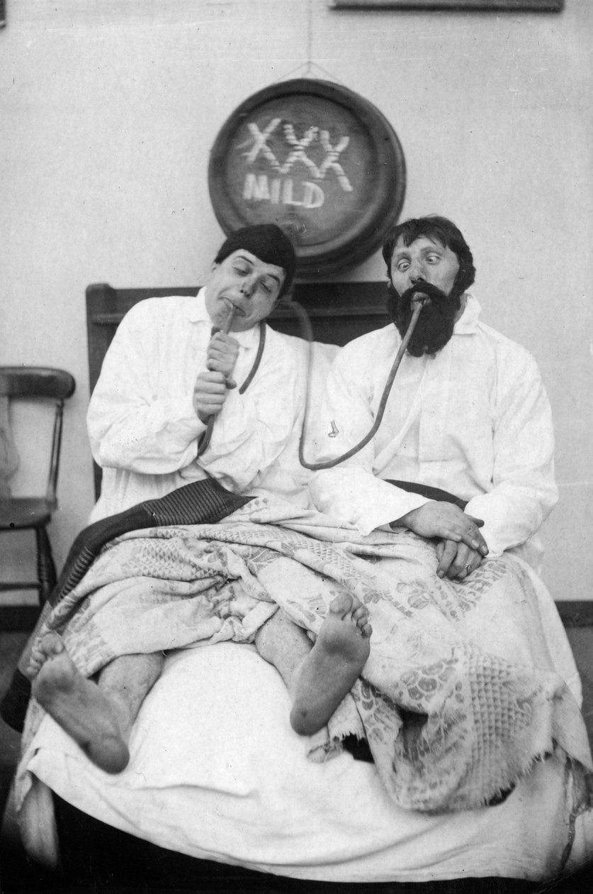 Bir yatakta iki sarhoş adam, 1906 by Unbekannt