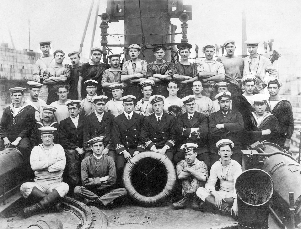 Birleşik Krallık : Subaylar ve Gemiler Şirketi H.M.T.B 98, Savaşın 344. Günü - c1915 by Unbekannt