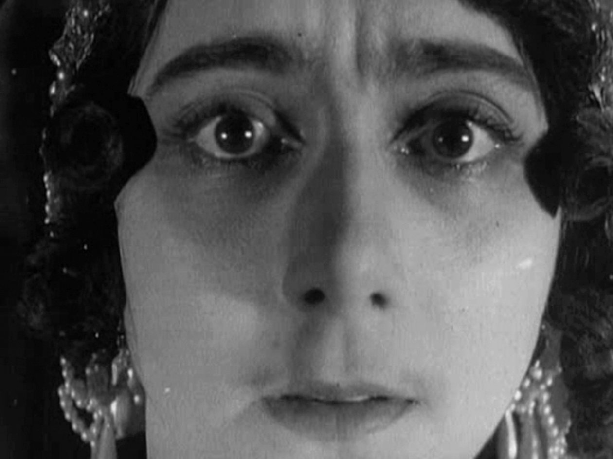 Vera Karalli, Rus Bale Dansçısı ve Sessiz Film Aktris, ೧೯೧೫ by Unbekannt