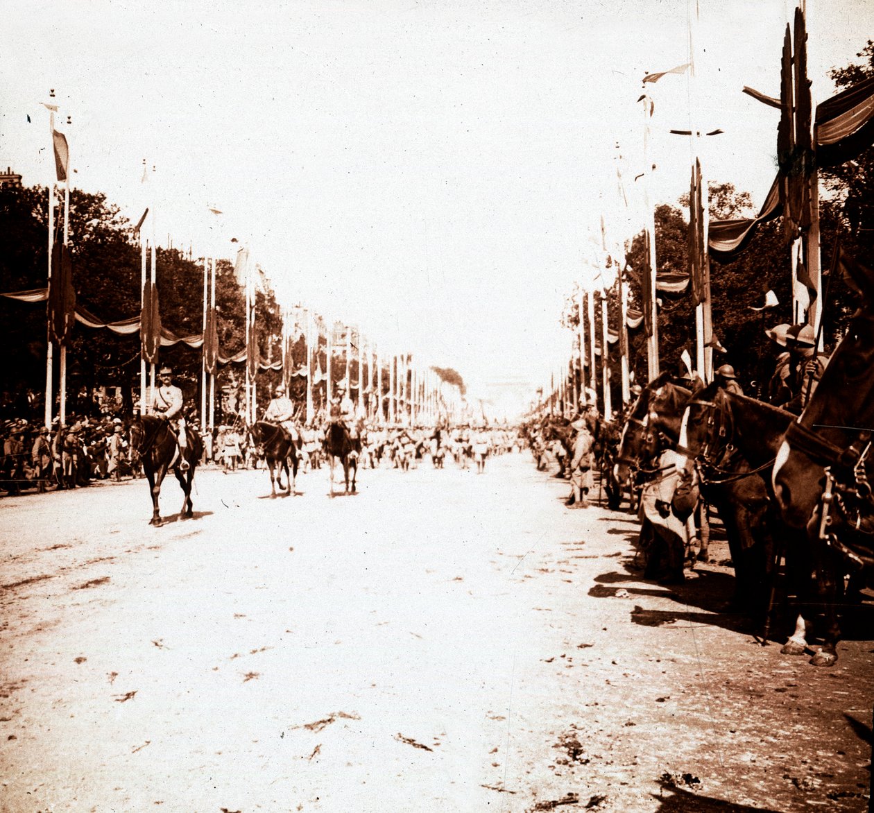 Zafer geçit töreni, Paris, Fransa, c1918-c1919 by Unbekannt