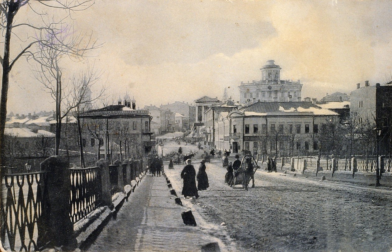 Kışın Znamenka Caddesi