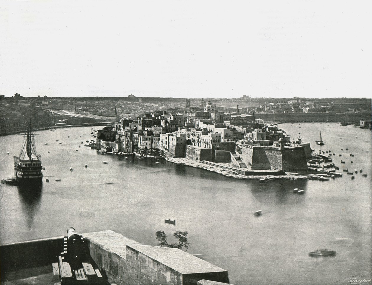 Limanın görünümü, Valetta, Malta, 1895. by Unbekannt