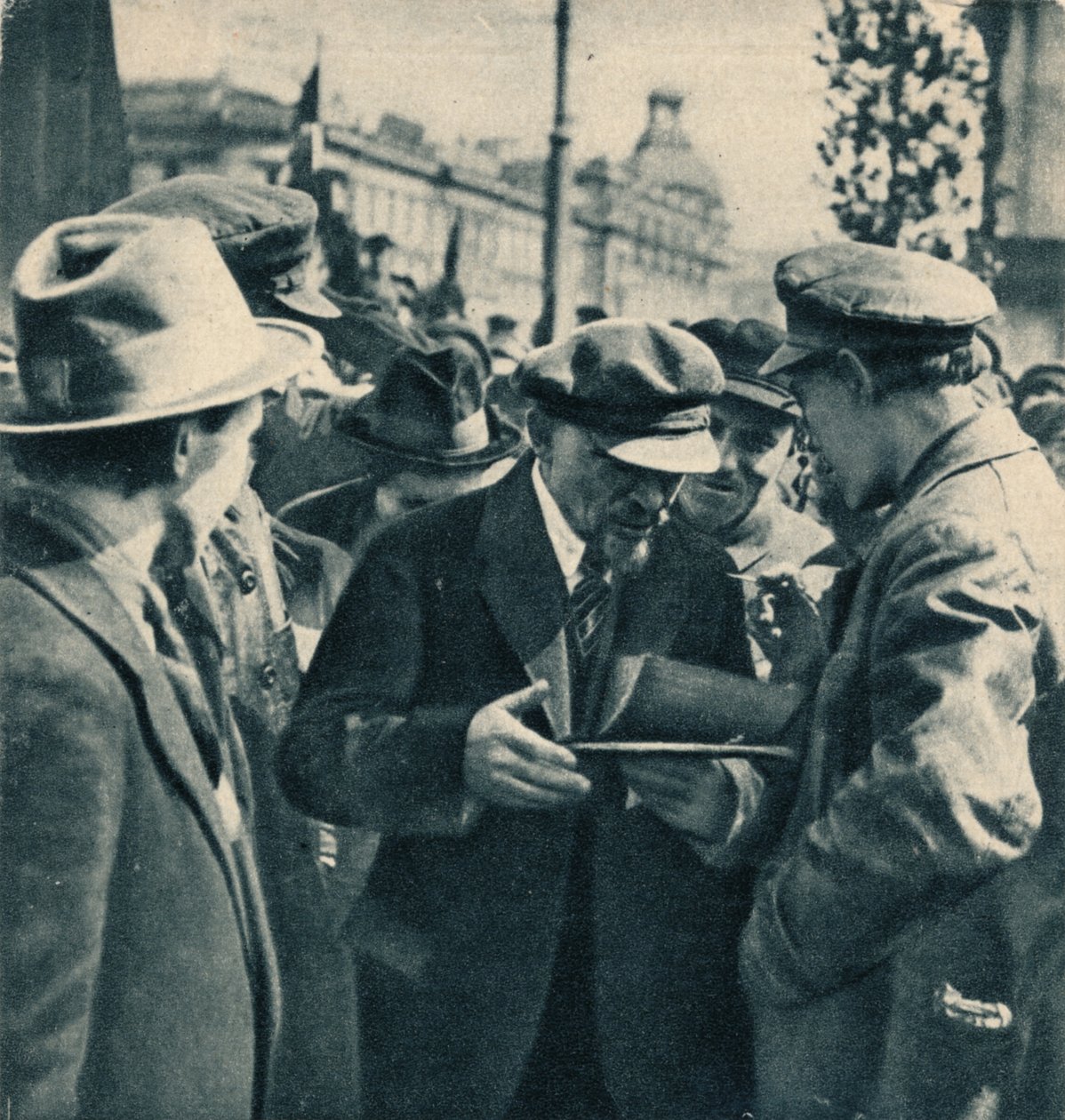 Vladimir İlich Lenin, Rus Bolşevik lideri, 1 Mart 1920 by Unbekannt