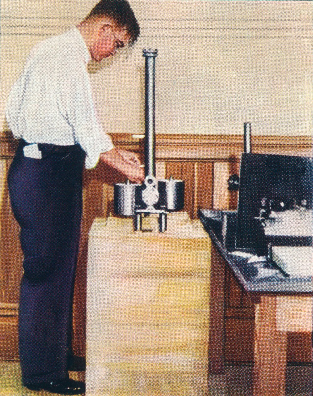 Dünyayı Tartmak, 1938 by Unbekannt