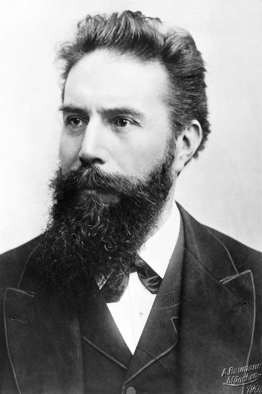Wilhelm Conrad Roentgen, Alman fizikçi, 1900 dolayları by Unbekannt