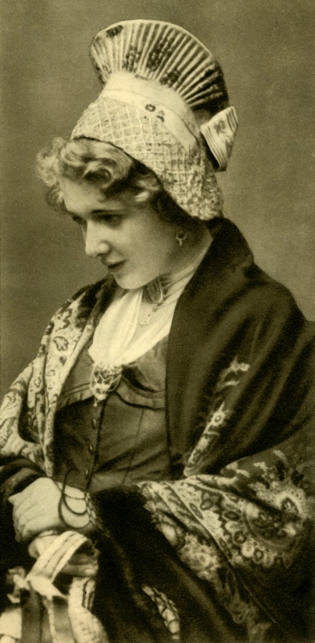 Geleneksel kostümlü kadın, Aşağı Avusturya, c1935. by Unbekannt
