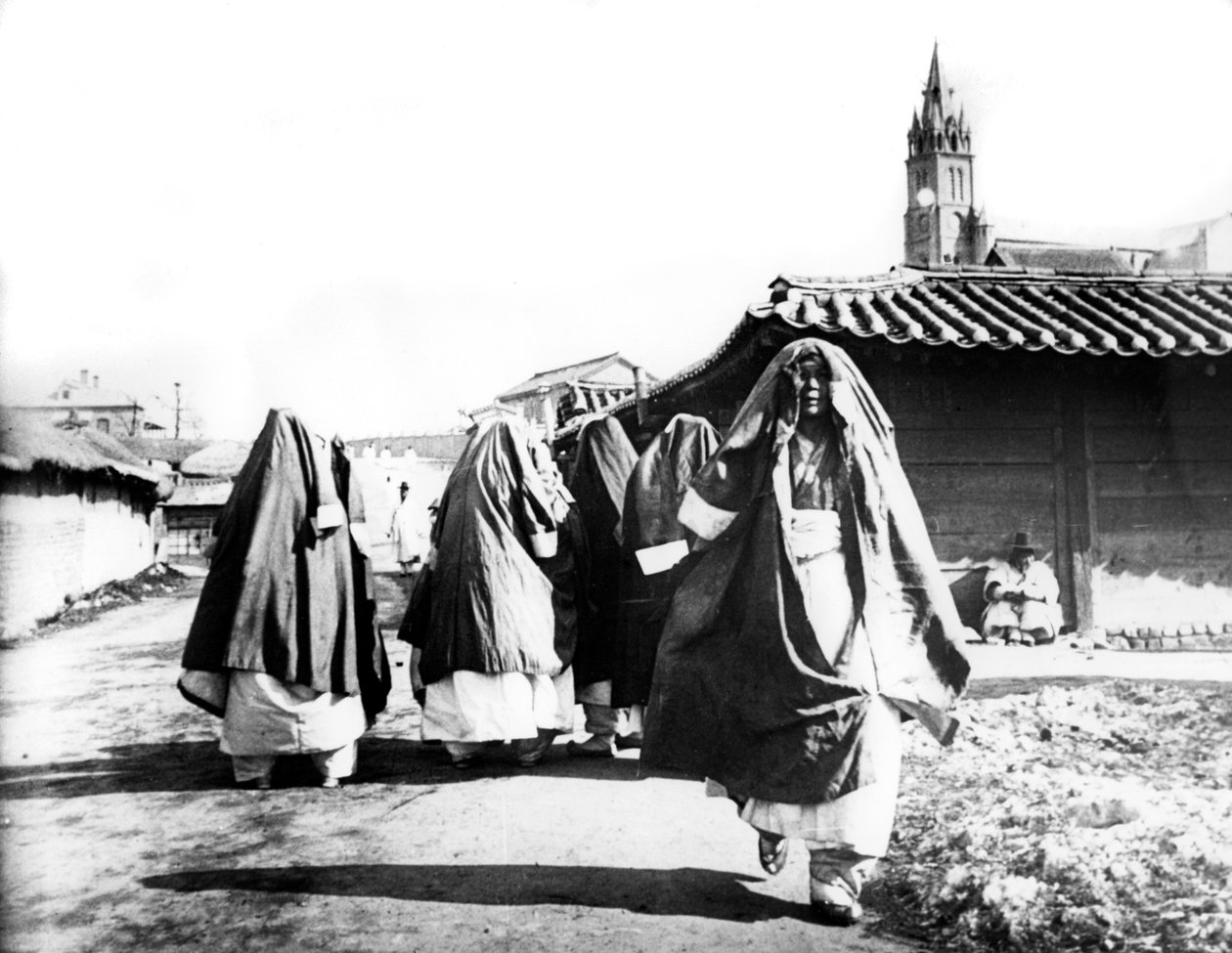 Kadınlar, Nam San, Kore, 1900 by Unbekannt