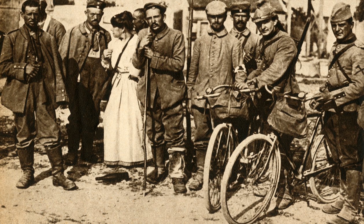 Yaralı Alman mahkumlar Kızıl Haç tarafından bakılıyor, Fransa, Birinci Dünya Savaşı, 1914-1918, 1933. by Unbekannt