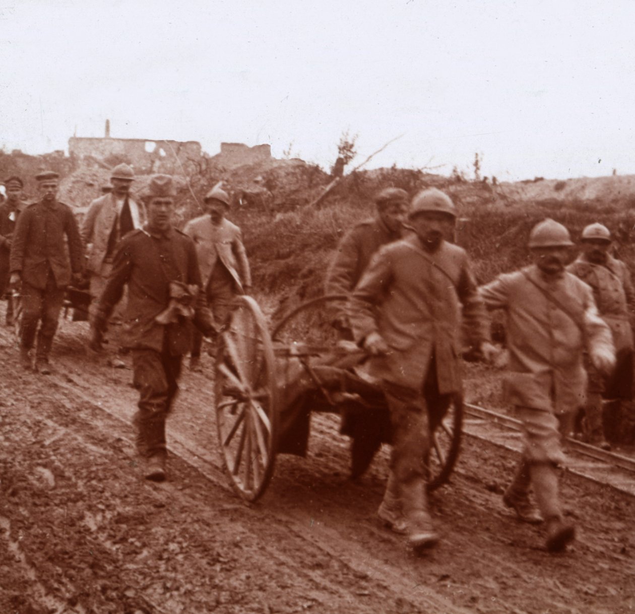 Yaralı, Neuville, kuzey Fransa, c1914-c1918 by Unbekannt