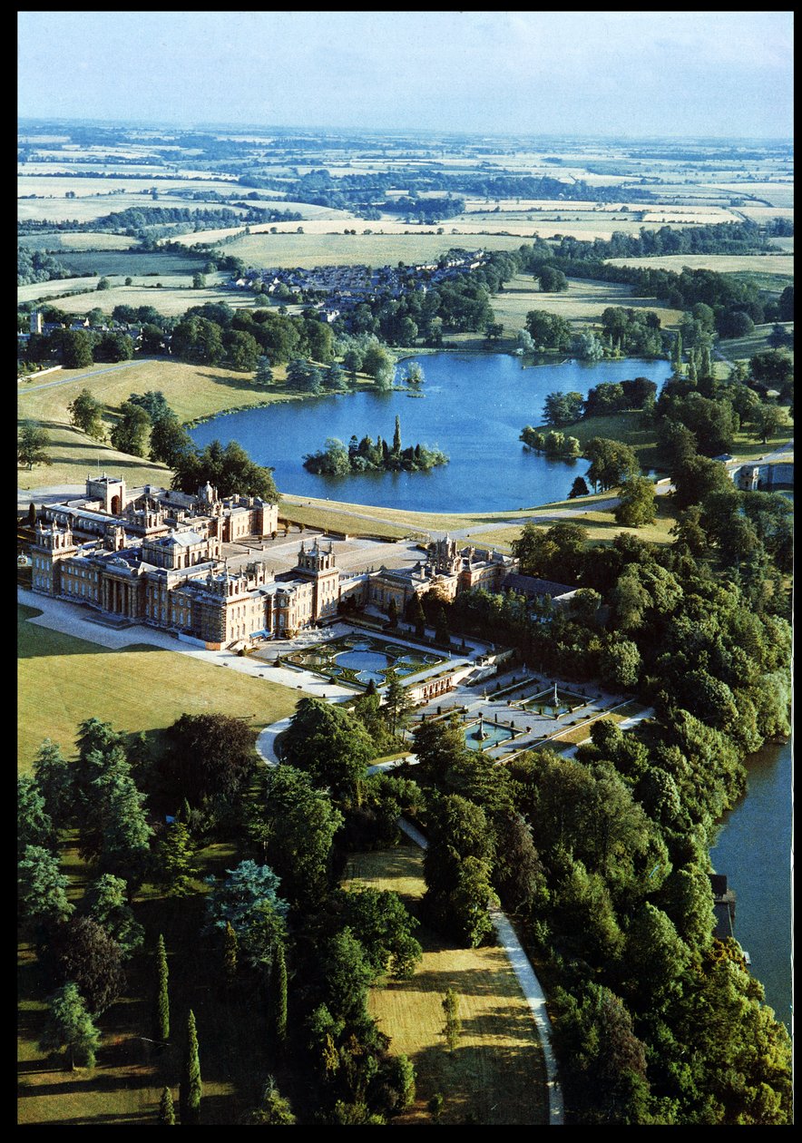 Blenheim Sarayı, Oxfordshire