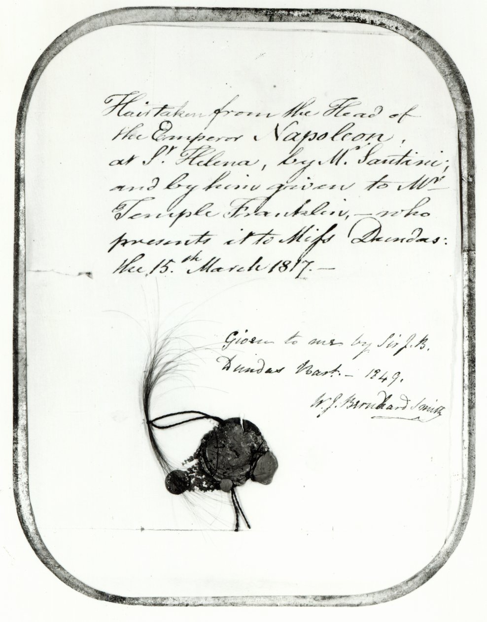 Hair cut from the head of Emperor Napoleon by Giovanni Natale Santini and given by him to William Temple Franklin, 1816 (hair) by Unbekannt Unbekannt