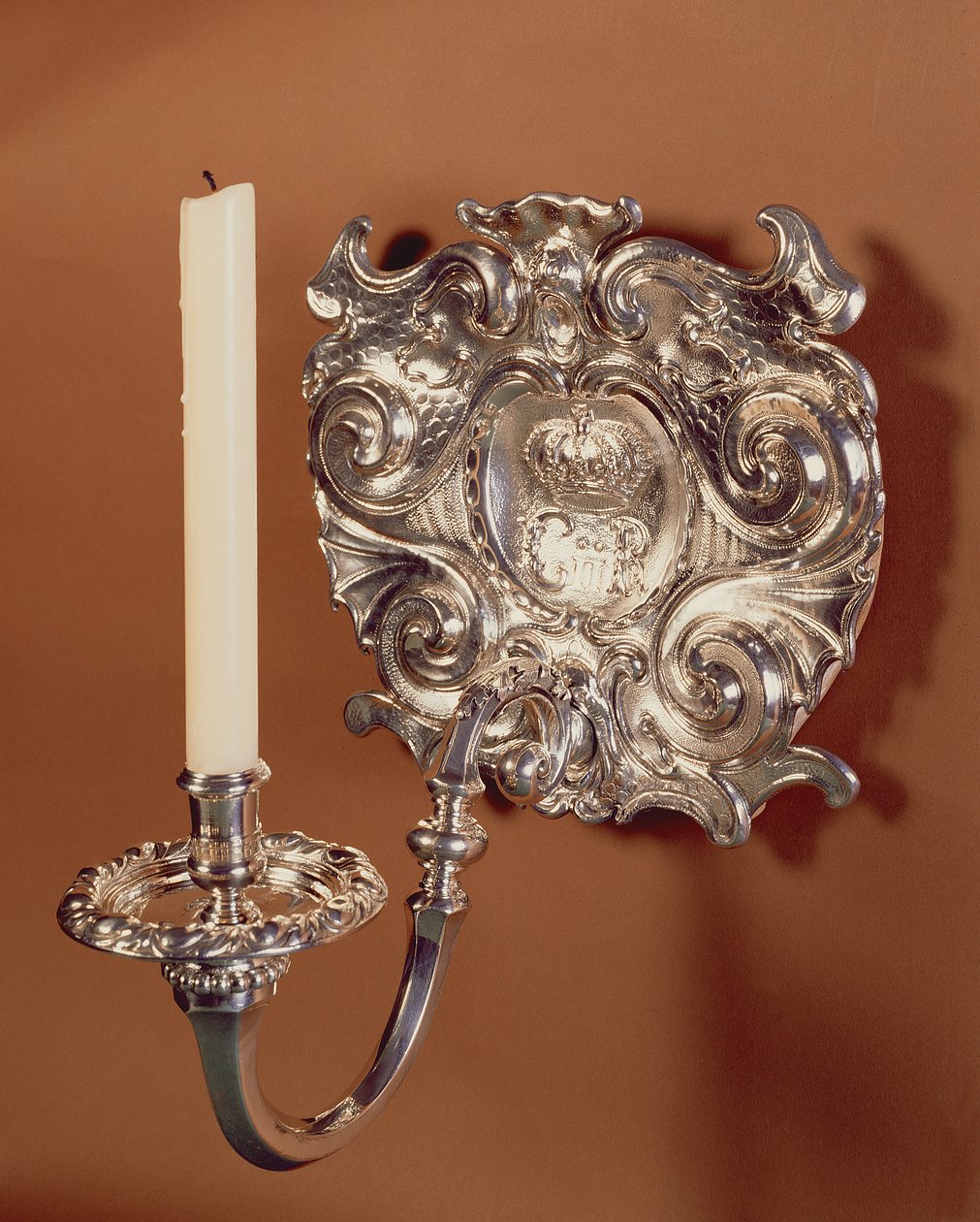 Anglo-Hollanda Restorasyon dönemi tarzında aplik, tek ışık. 1668-90 by Unbekannt Unbekannt