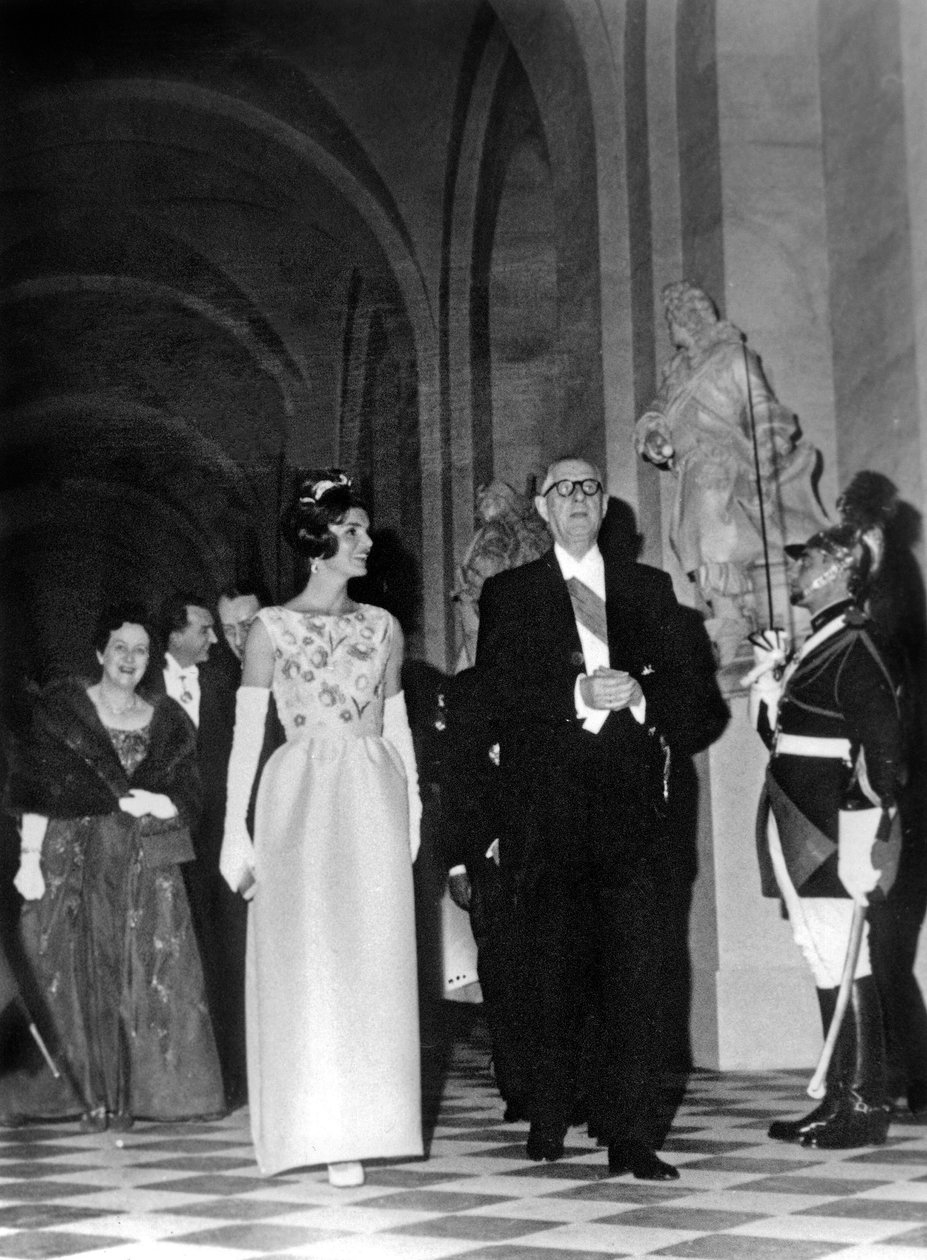 Fransa Cumhurbaşkanı De Gaulle by Unbekannt Unbekannt