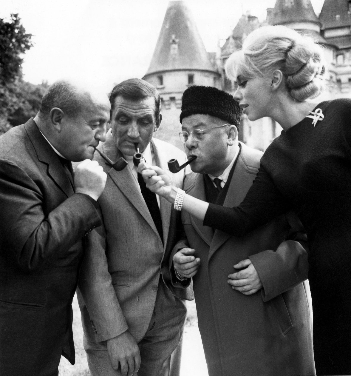 Bernard Blier, Lino Ventura, Francis Blanche ve Mireille Darc, 1964