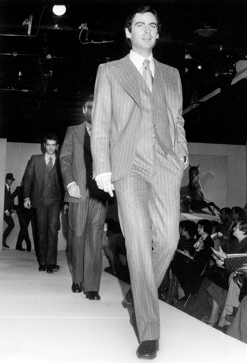 Pierre Cardin 1973-1974 İlkbahar-Yaz Koleksiyonu İçin Erkek Defilesi, 07 Şubat 1977 by Unbekannt Unbekannt