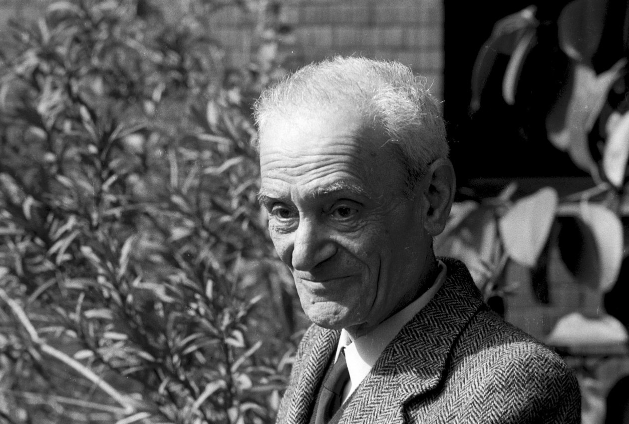 İtalyan şair Giorgio Caproni