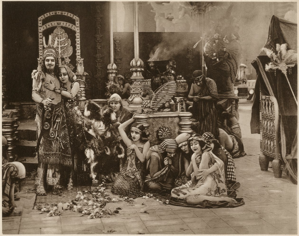 Alfred Paget, Seena Owen, D. W. Griffith