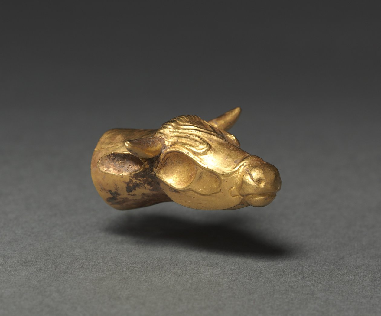 Bovine Finial, MÖ 400-300 by Unbekannt