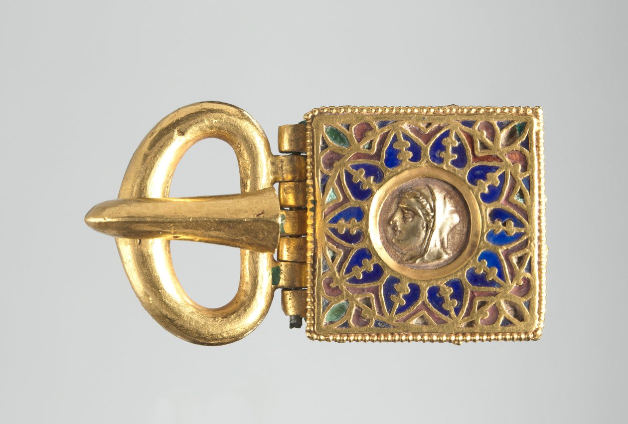 Profilde Kabartma Başlı Toka, 400-600 by Unbekannt