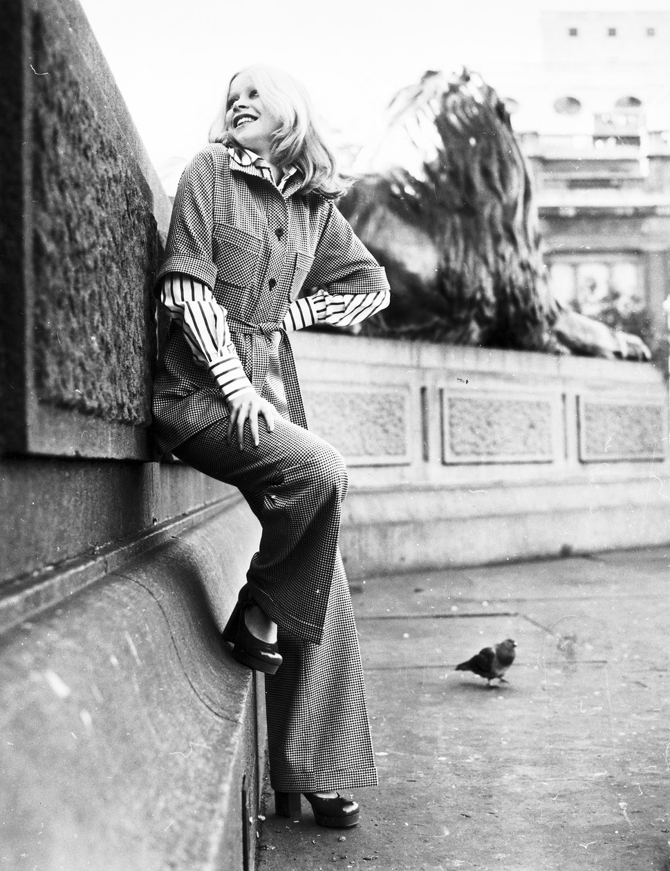 Pantolon takımını kontrol edin, Ekim 1972 by Unbekannt