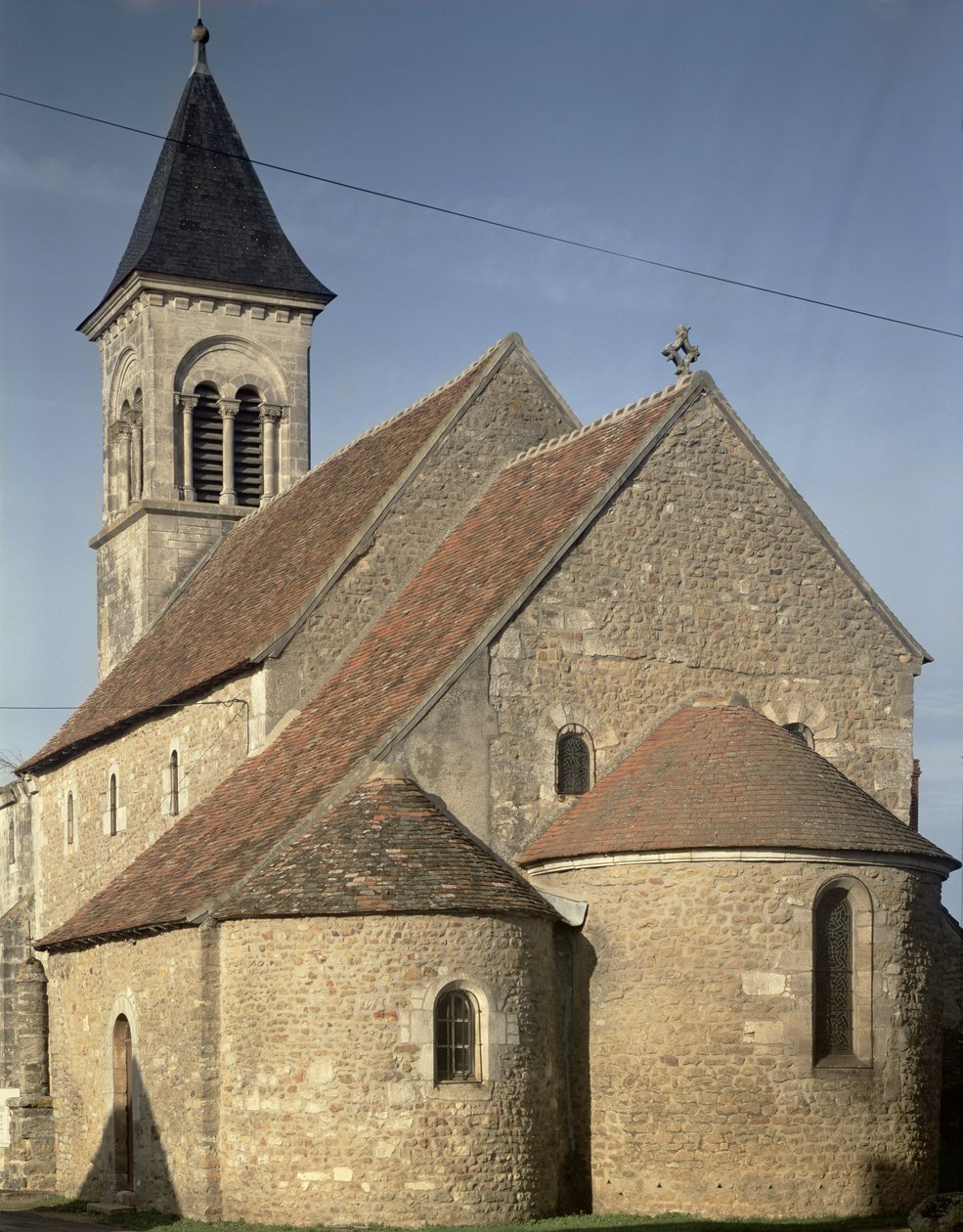 St. Martin Kilisesi, Vic, Berry, Fransa, 12. yüzyılda inşa edilmiş (fotoğraf) by Unbekannt