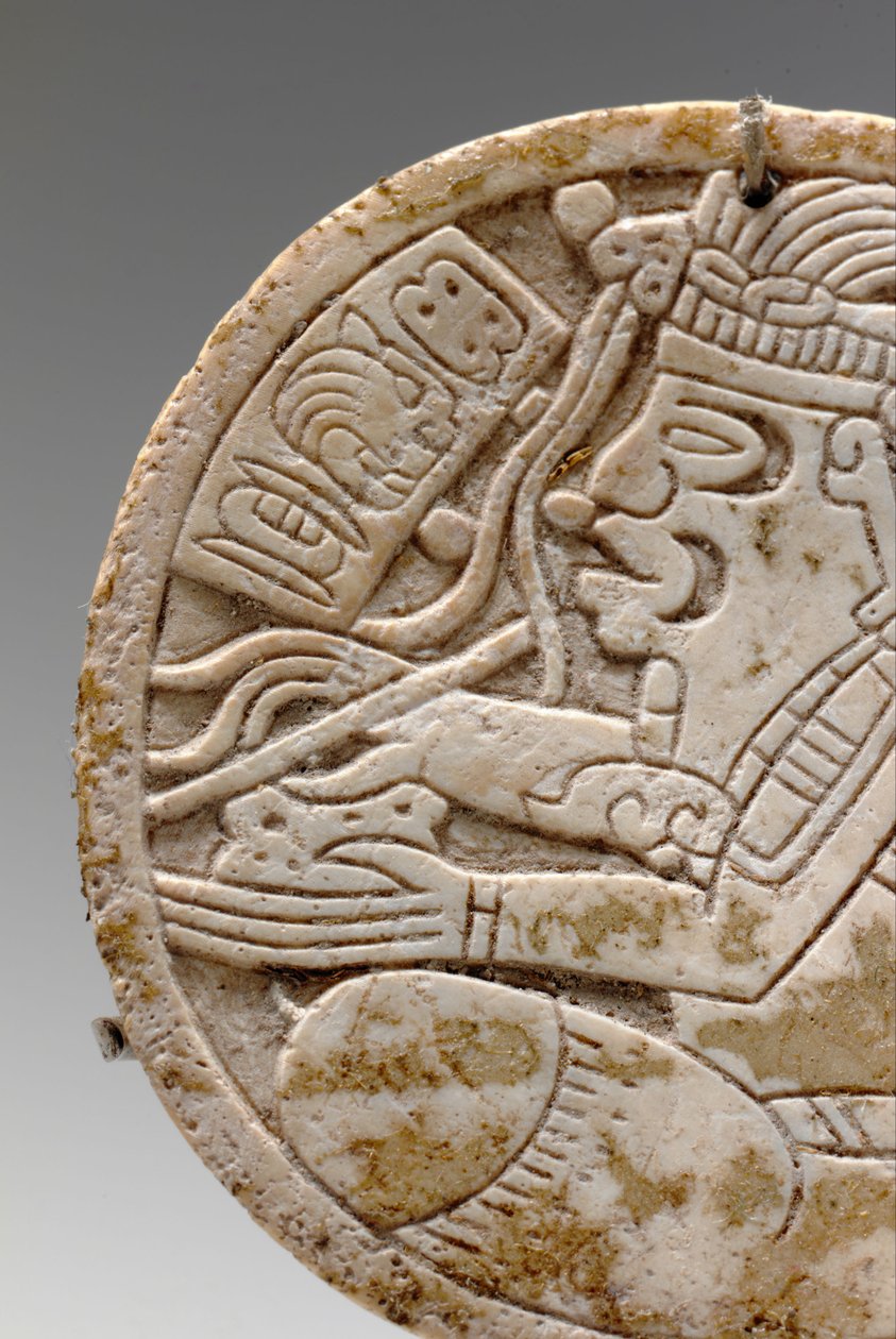 Elinde kalemle bağdaş kurmuş bir yazıcıyı tasvir eden bir Maya mermisinden detay, c.550-950 by Unbekannt