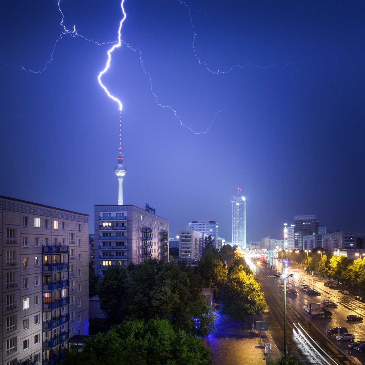 Energie, Berlin, Almanya, 2015 (fotoğraf) by Leopold Blonder