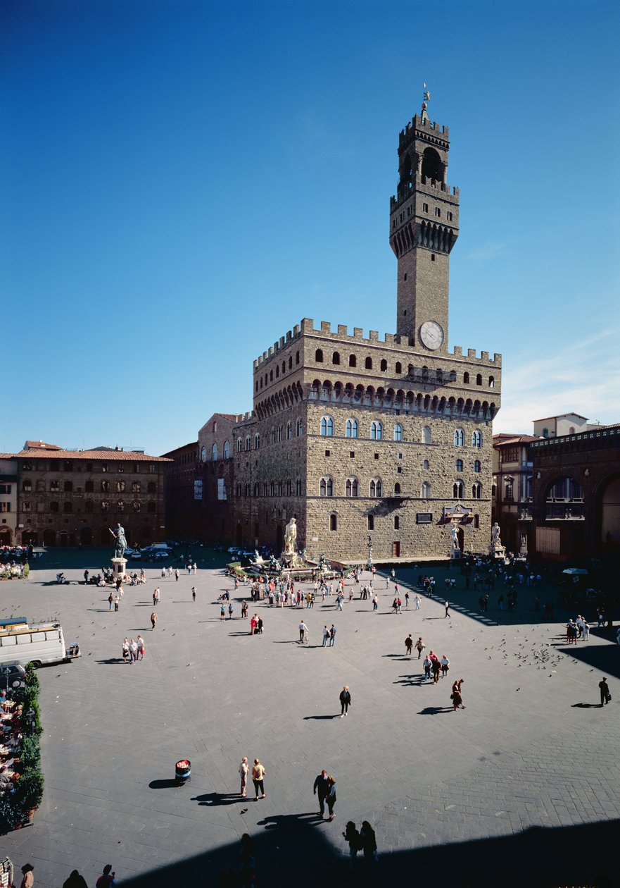 Arnolfo di Cambio tarafından tasarlanan Palazzo Vecchio