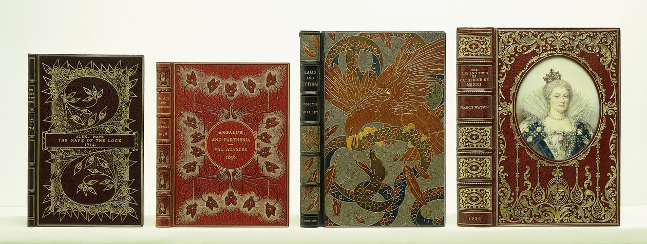 "The Life and Times of Catherine de" Medici" de dahil olmak üzere Riviere & Sons tarafından ciltlenmiş dört kitap kapağı, by Unbekannt