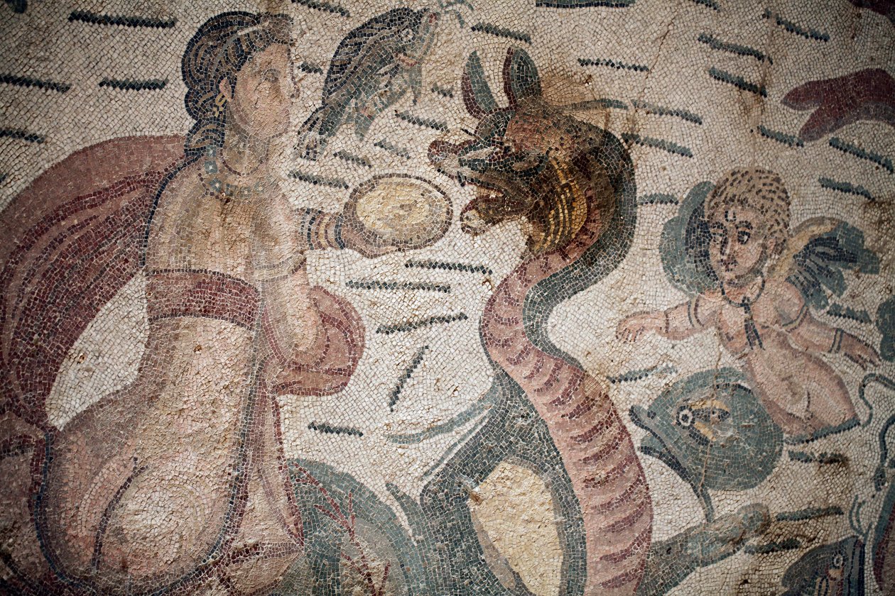 Arion Salonu. Deniz sahnesi. Deniz canlıları. Nereides ve tritonlar. 3. - 4. yüzyıl. Casale, Sicilya