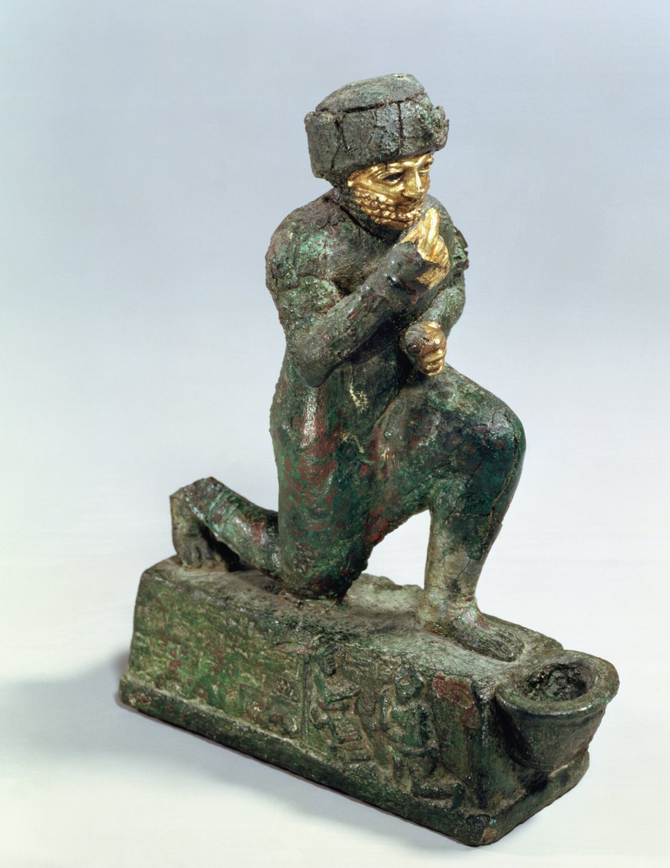 Hammurabi, Babil kralı, kutsal bir ağacın önünde dua ederken, MÖ 1750 dolayları (bronz ve altın) by Unbekannt