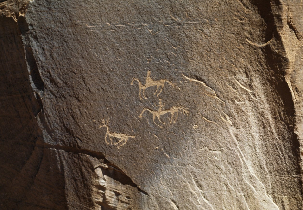 Avlanma sahnesi, petroglif, Çıkıntı Harabesi, Canyon de Chelly Ulusal Anıtı, Navajo Kızılderili Koruma Alanı, Arizona, ABD (fotoğraf) by Benjamin Baud