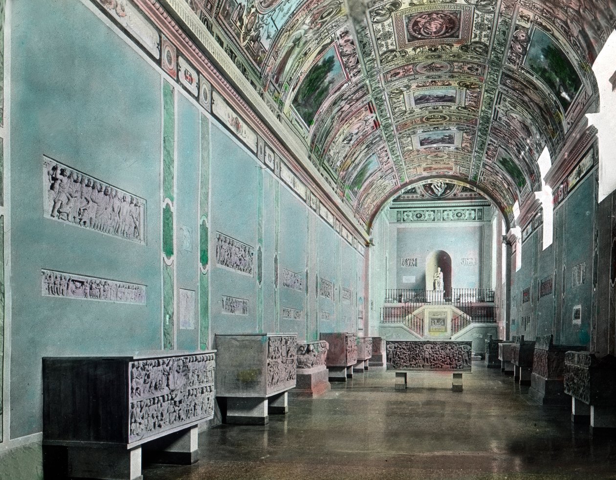 Lateran müzesinin içi by Unbekannter Künstler