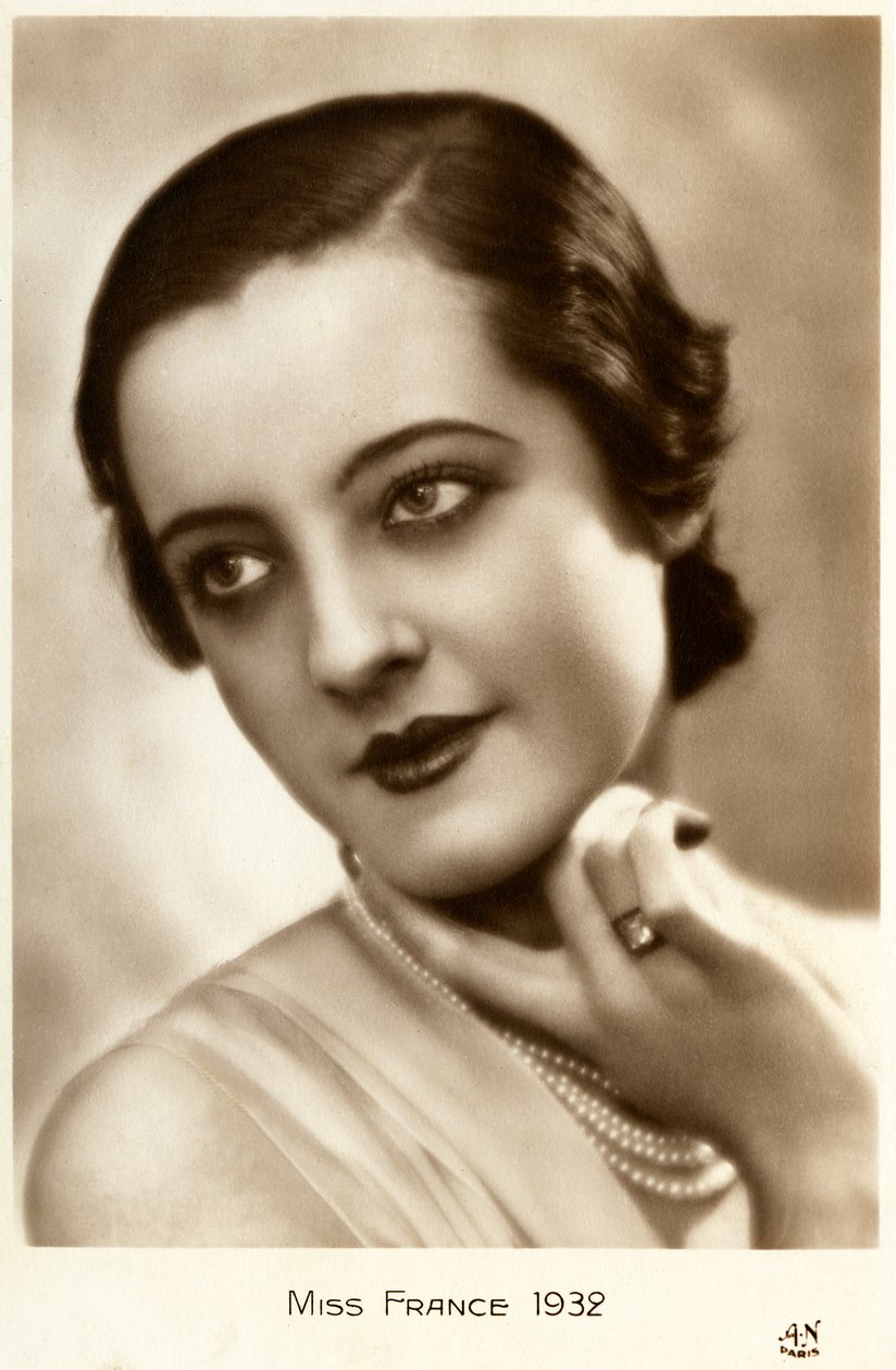 Fransa Güzeli 1932 (kartpostal) by Unbekannt