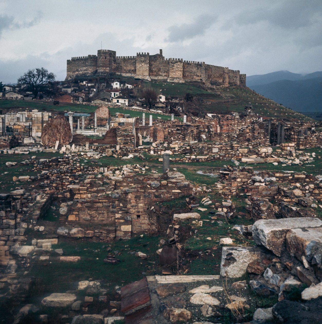 Ayasuluk Osmanlı Kalesi, Selçuk, İzmir İli, Türkiye by Benjamin Baud