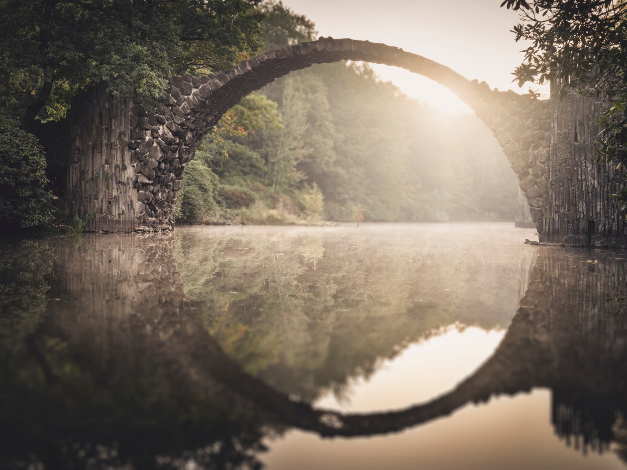 Rakotzbrücke - Çalışma 5, Saksonya, Almanya, 2015 (fotoğraf) by Leopold Blonder