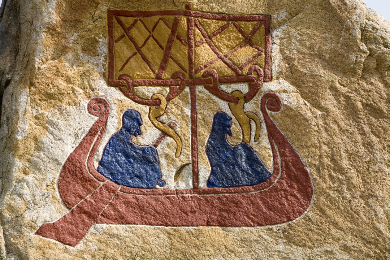 Bir drakkar (Viking gemisi) Viking Rune'nin kaydı ve temsili. Viking Müzesi, Ringkoebing Fiyordu'ndaki Bork, Danimarka by Unbekannter Künstler