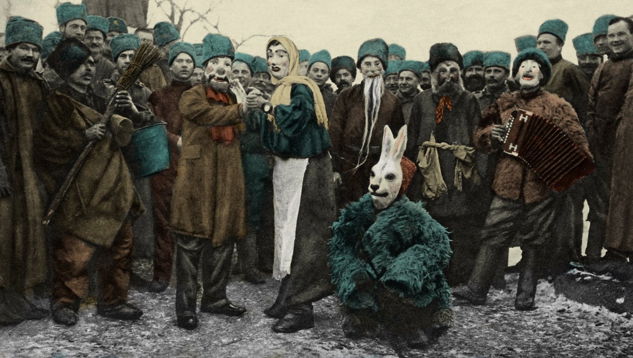Birinci Dünya Savaşı Sırasında Rus Askerlerinin Maskeli Balo Partisi by Unbekannter Künstler