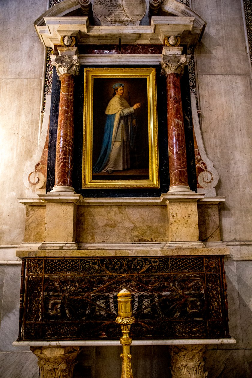 Santa Maria Nuova Katedrali, Monreale, Sicilya, İtalya. Aziz Louis sunağı. Giaconia