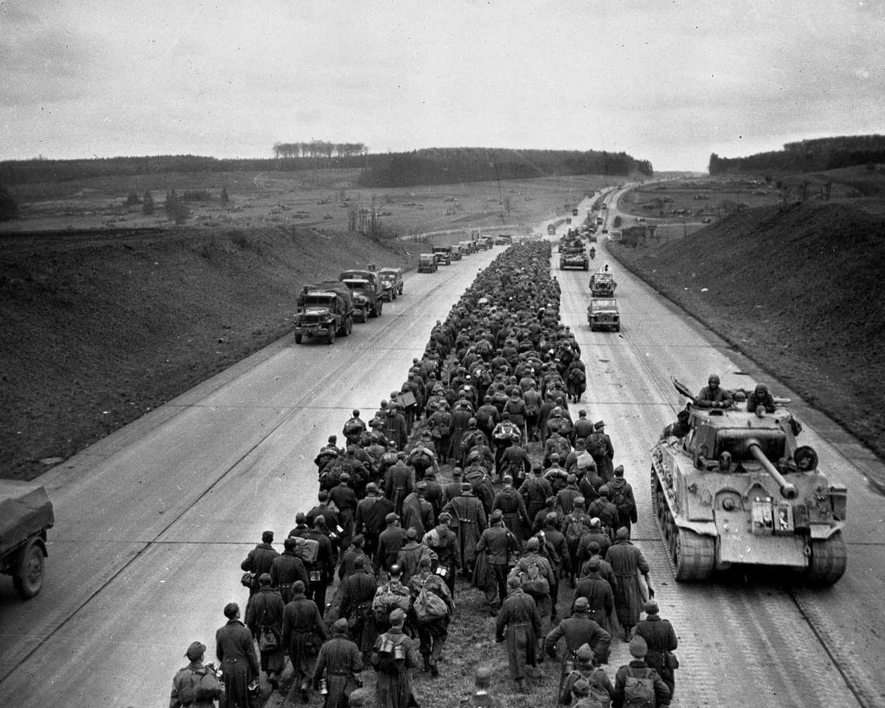 İkinci Dünya Savaşı (1939-1945) - İkinci Dünya Savaşı (İkinci Dünya Savaşı veya 2. Dünya Savaşı): Frankfurt am Main