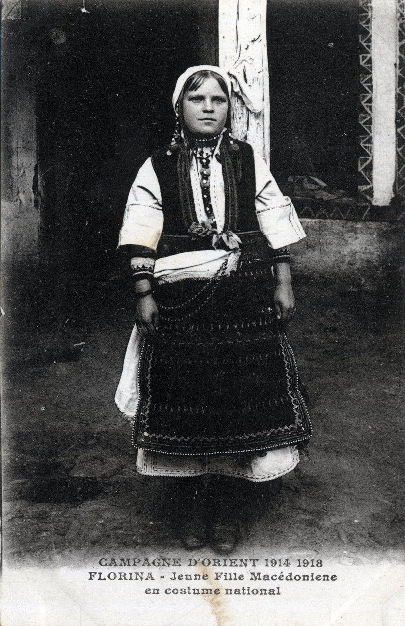 Sırbistan, Florina: Ulusal Kostümlü Makedon Kız Portresi - Kartpostal 1914-1918 by William M. Timlin