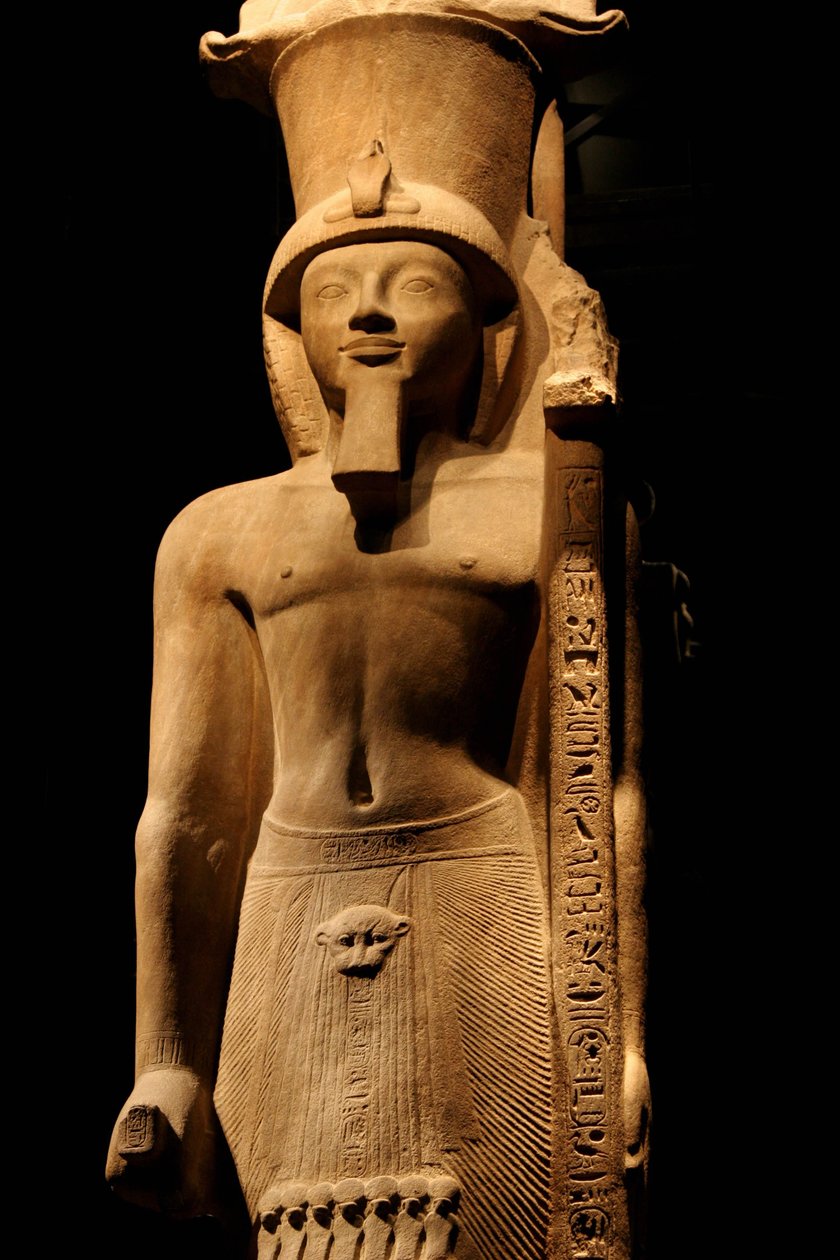 Pembe gres 19. hanedanının Firavun Sethi II (Seti veya Sety) (MÖ 1200-1194) heykeli, Mısır Torino Müzesi, tanrı Amon