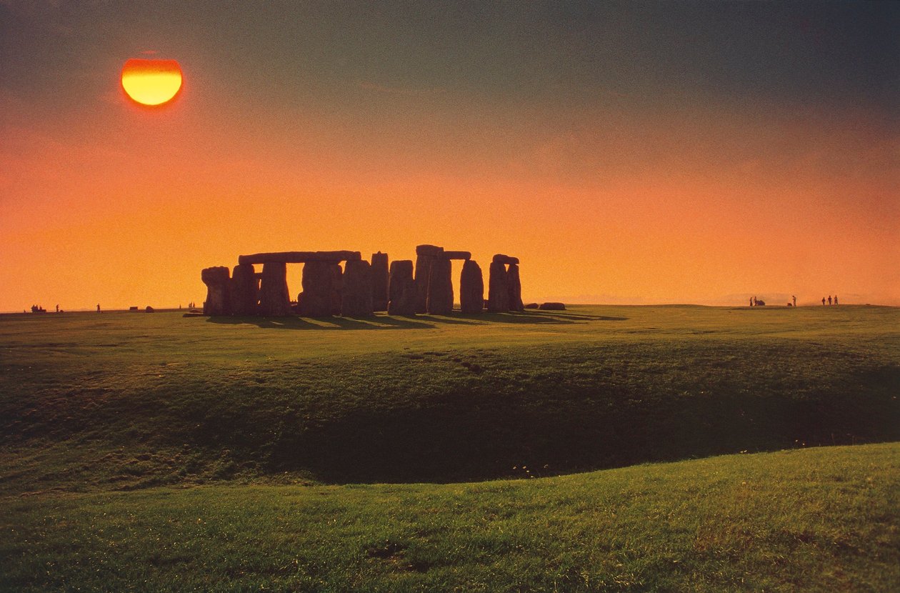 İngiltere, İngiltere, Wiltshire County, Stonehenge, gün batımında Bronz Çağı megalitik anıt by Benjamin Baud