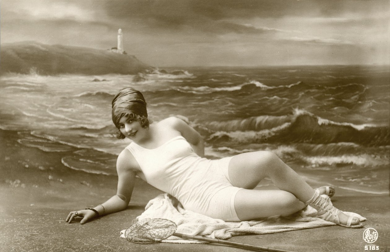 Mayo giyen kadın, c. 1900
