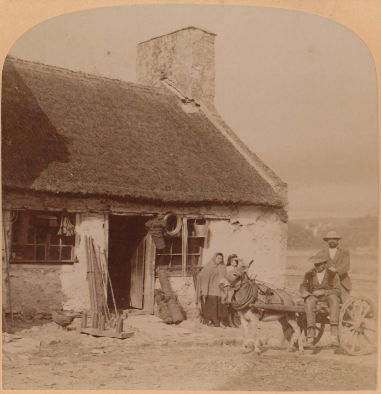 A General Merchandise Store, Killorgin, İrlanda, 1901. by Underwood and Underwood