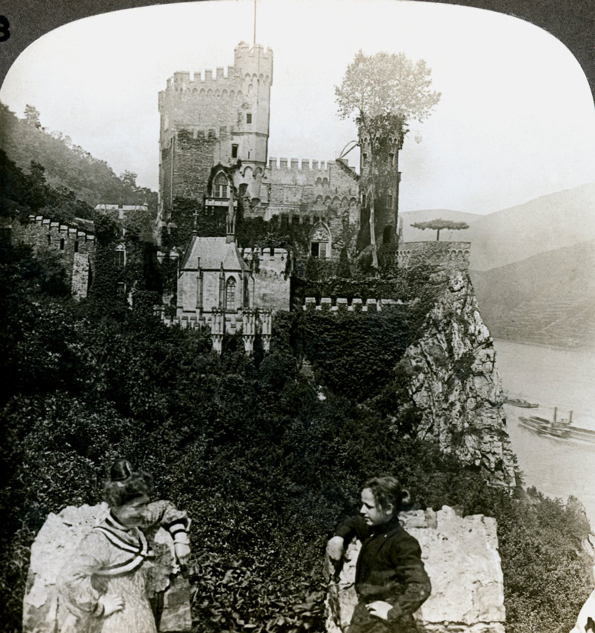 Castle Rheinstein, Bingen, Almanya yakınlarındaki. by Underwood and Underwood