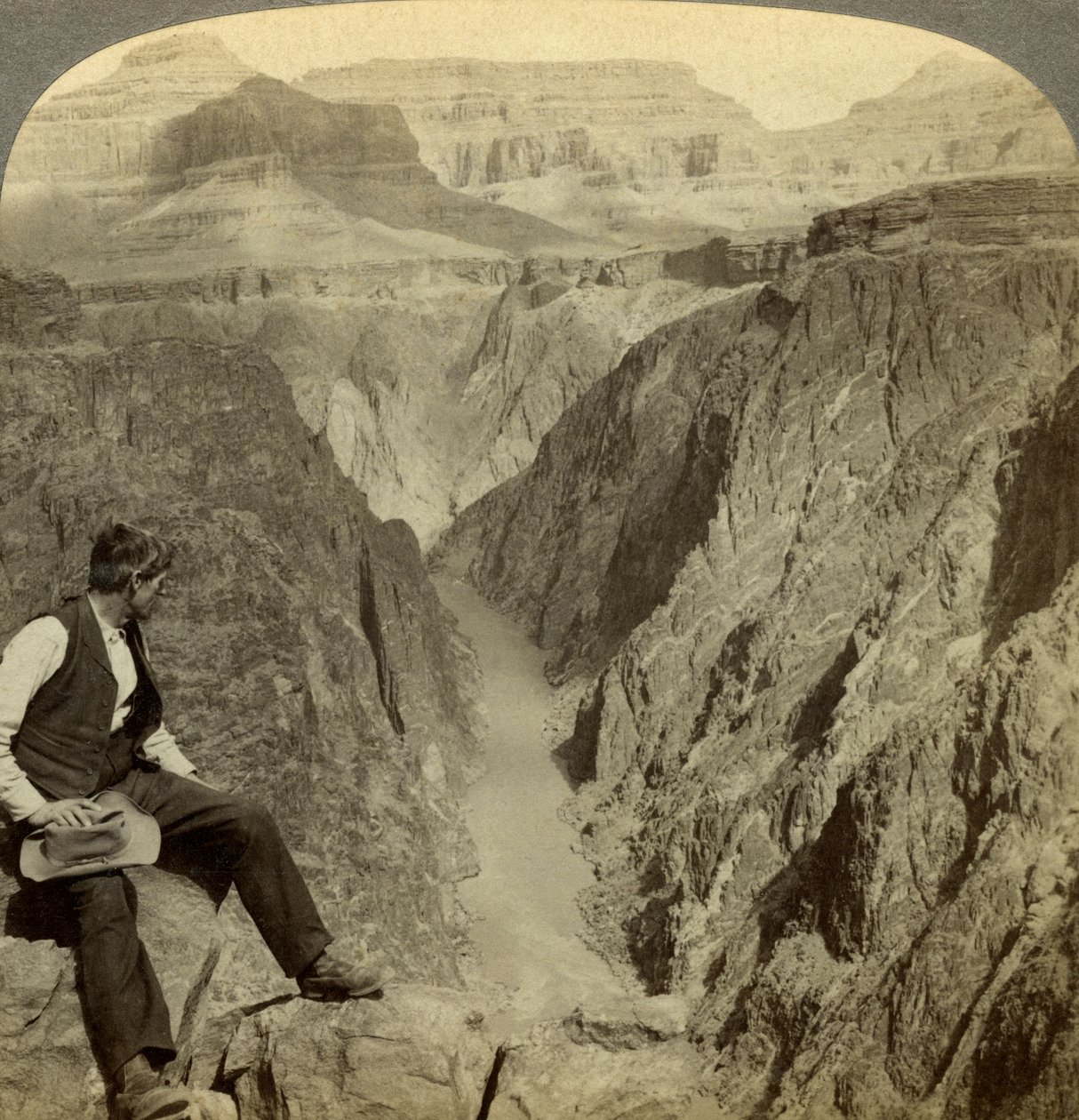 Colorado Nehri, Büyük Kanyon, Arizona, ABD. by Underwood and Underwood