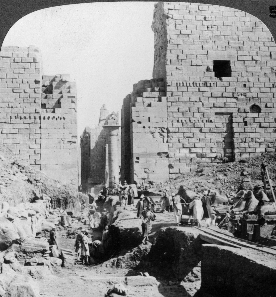Karnak Tapınağı