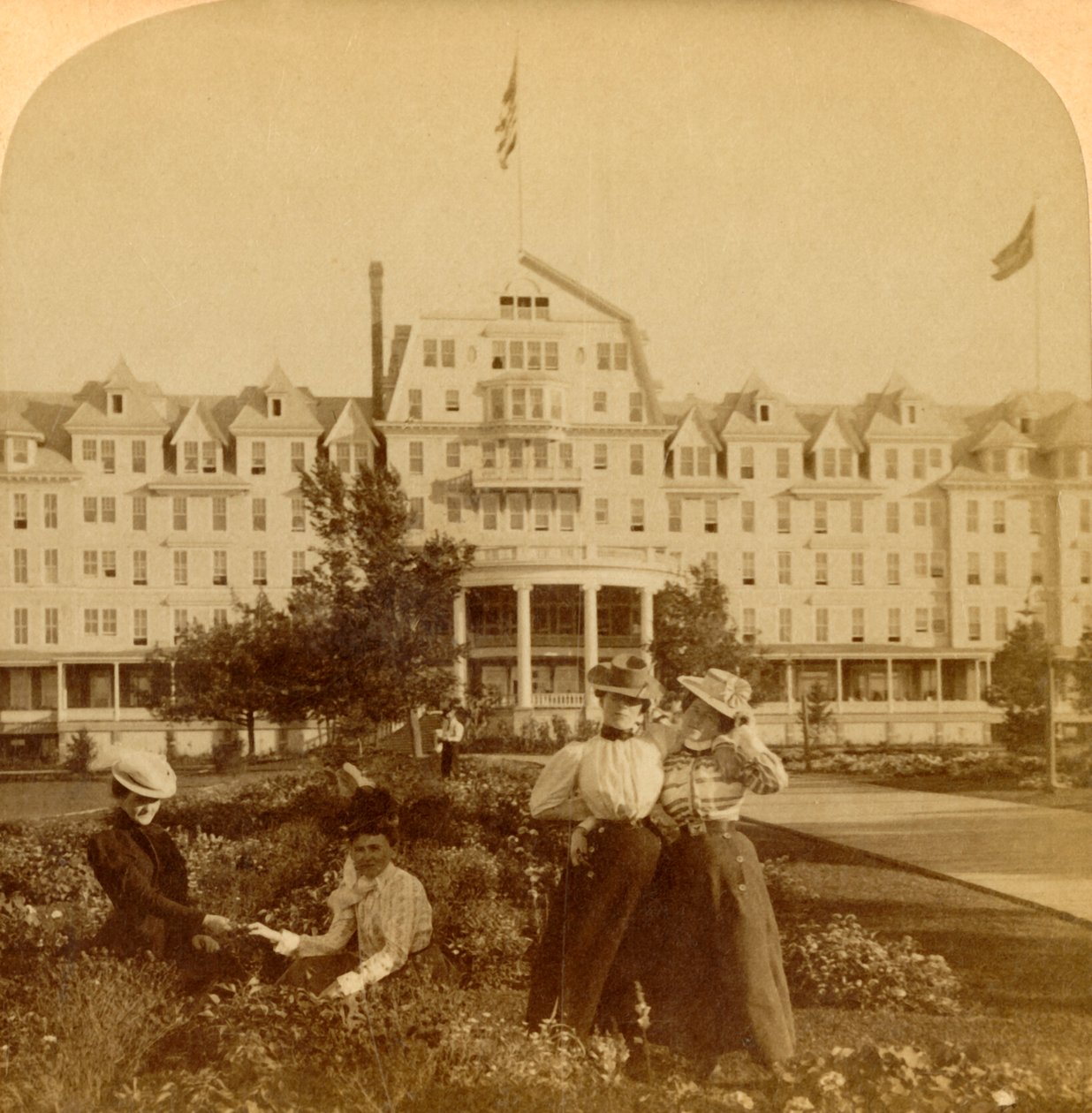 Frontenac Hotel