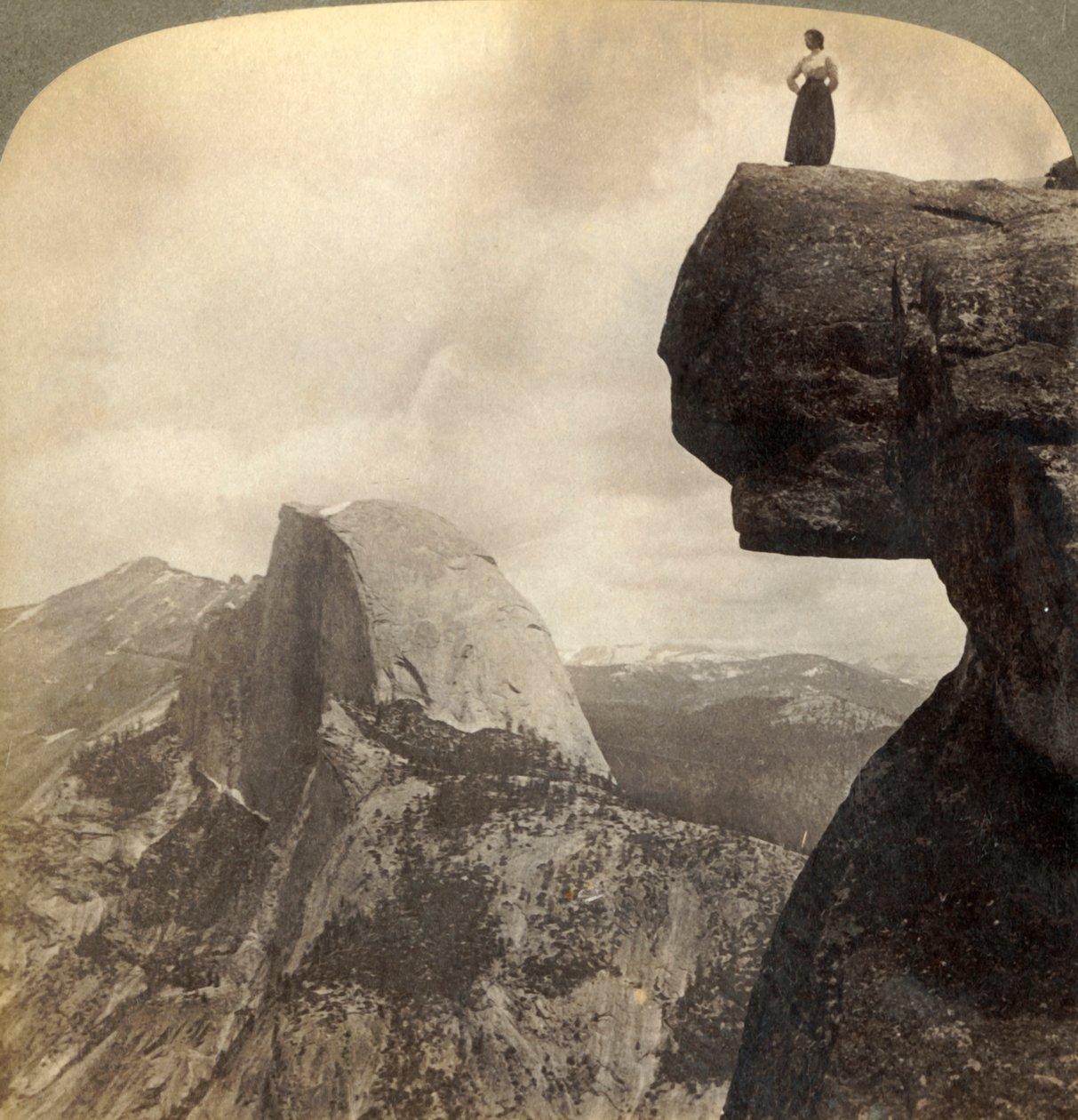 Doğaya bakan En Büyük Manzara - Glacier Point N.E. Yosemite Vadisi, Cal., 1902. by Underwood and Underwood